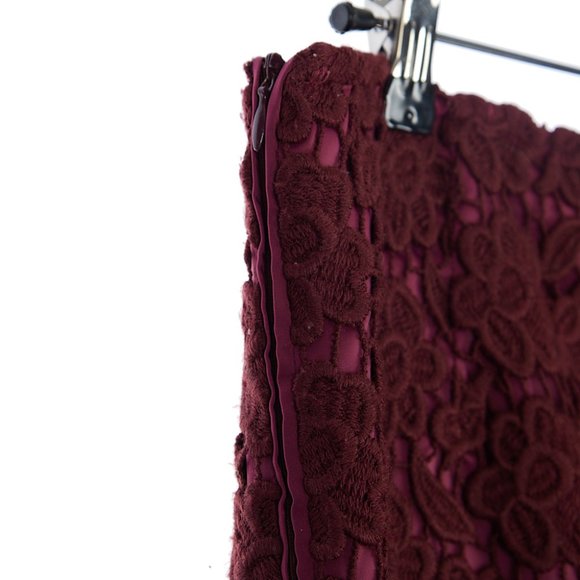 MaxMara Weekend Plum Lace Skirt Size 6 - Picture 3 of 6